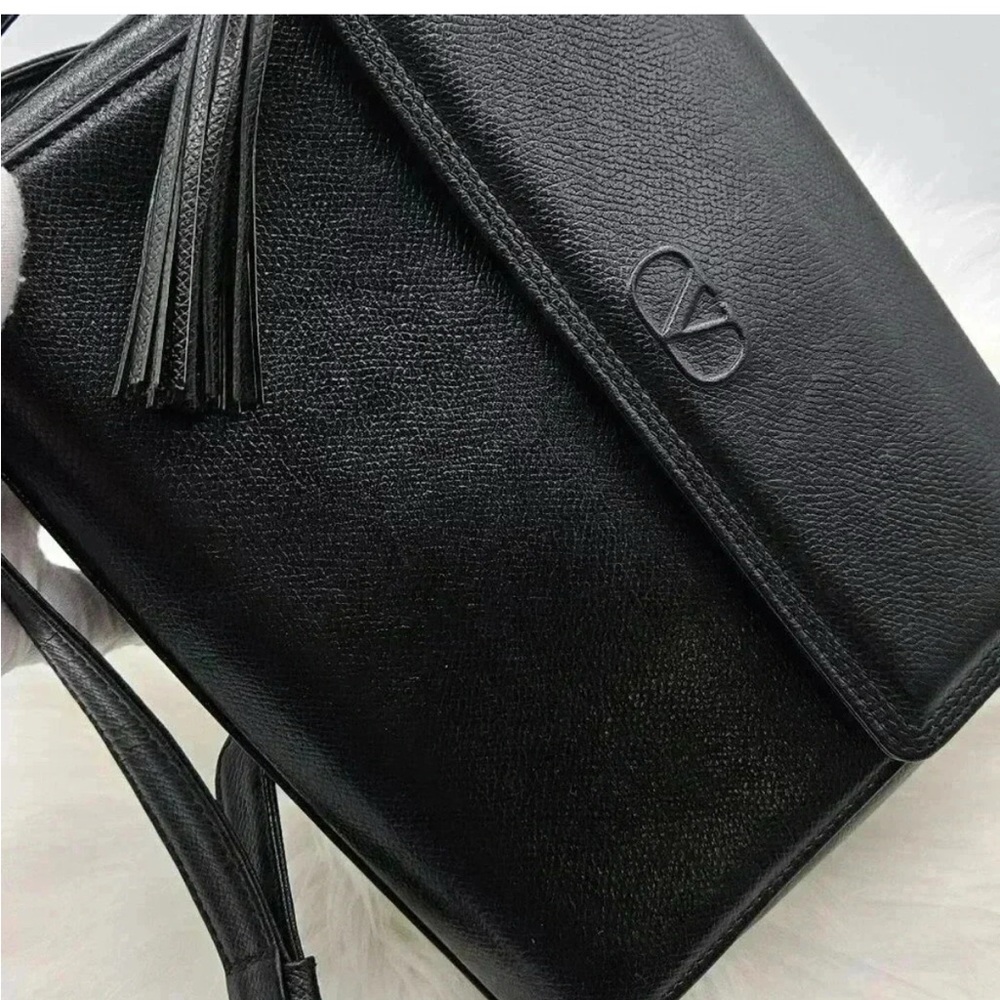 Vintage Authentic Valentino Garavani VLOGO Crossbody bag